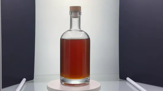 Made in China Round 500ml Short Neck Transparent Vodka Rum Tequila Liquor Glass Wine Bottle with Cork Lid