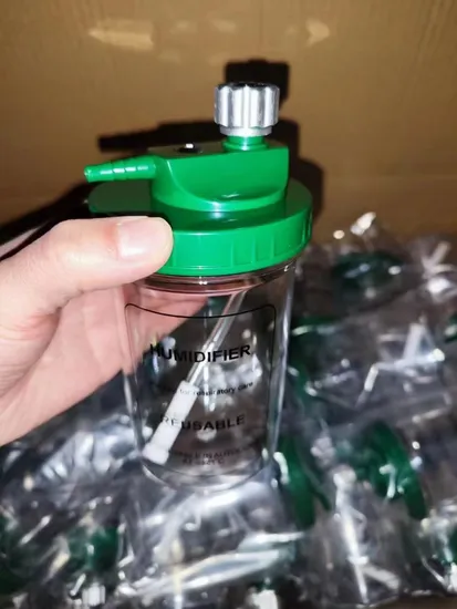 China Medical Oxygen Humidifier Bottles (Connection With Metal Nut) Factory Price 