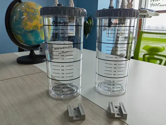 Hot Selling Medical Vacuum Canister Medical Suction Bottle 2L with Floated Safety Valve Design 